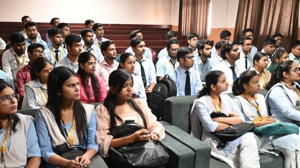 Free 'Pre-Placement Training' Organized for Students of Arcade Business College, Saguna Mode, Patna