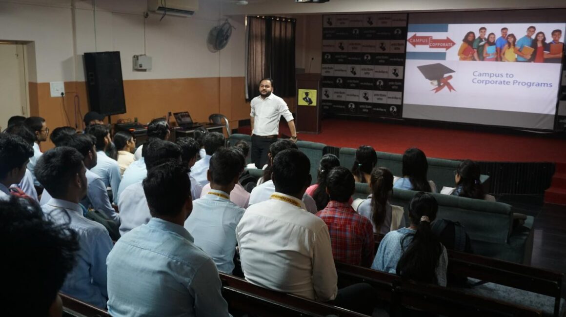 Free ‘Pre-Placement Training’ Organized for Students of Arcade Business College, Saguna Mode, Patna